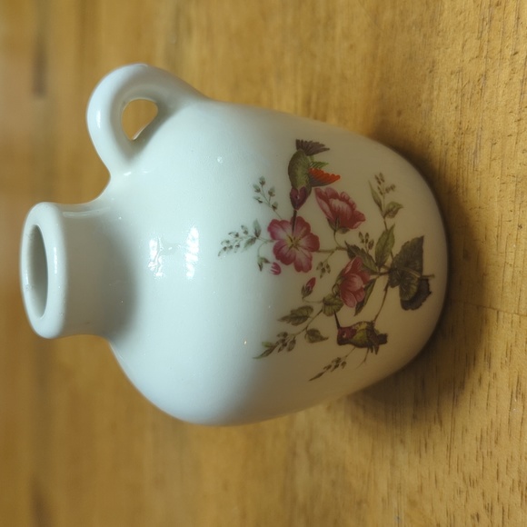 Bud vase hummingbird and flowers hand made Lyons Lair Pittsford Vermont - Picture 1 of 8